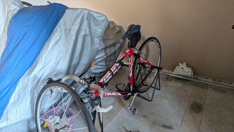 バイクカバーで白化を防止