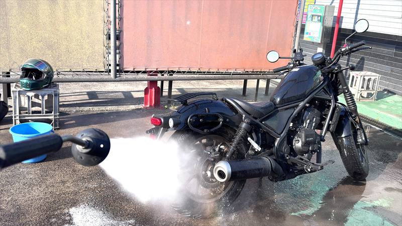 水無し洗車で傷つかないのか？【逆、洗車するとキズが付く】