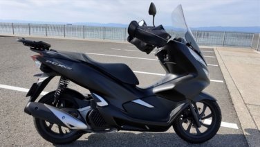 PCX購入時の純正アクセアリー！おすすめはこの順番【オプション】 | PCXでGO！