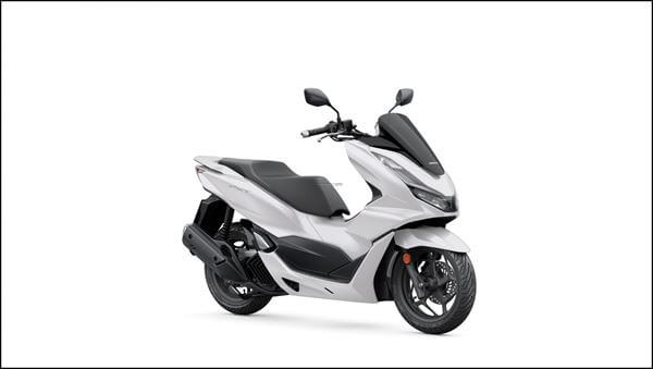 4th PCX white