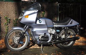 R1000RS