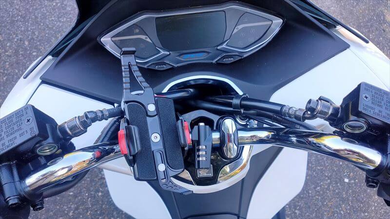 バイクから落ちないスマホホルダーのおすすめは３択　まとめ