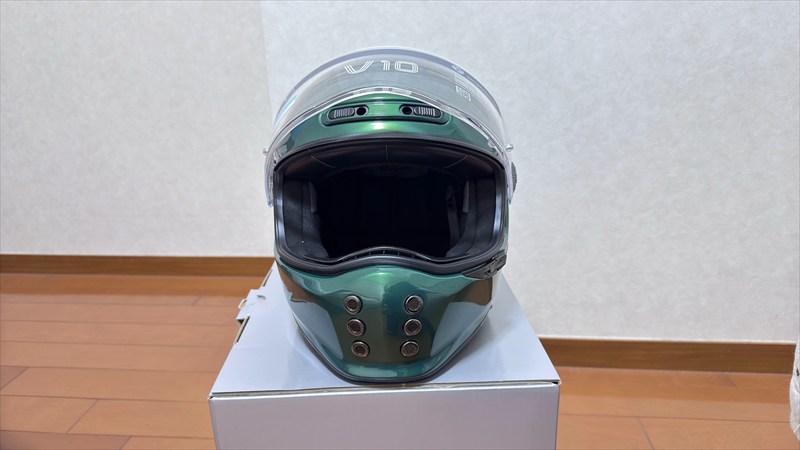 HJC V10の外観