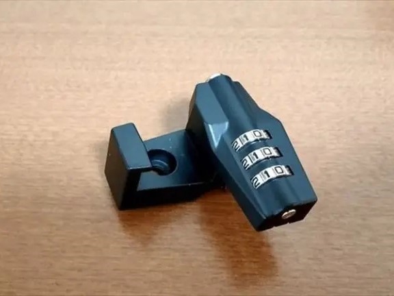 デイトナヘルメットロックダイヤルタイプ