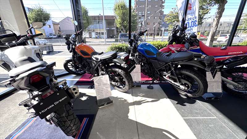 新発売バイクにズキュン！