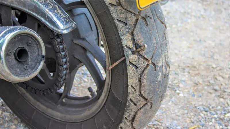 バイクのパンクに気付いたら