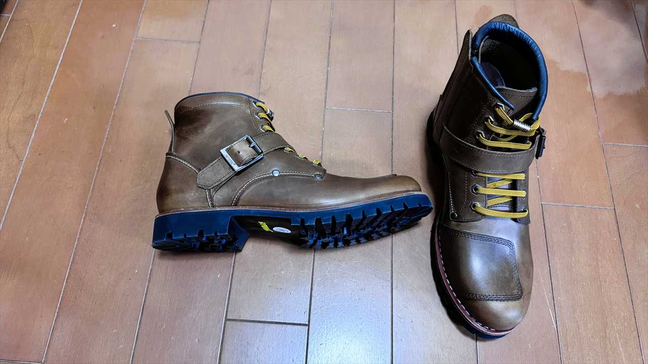 AVIREX TIGERがおすすめな理由【安い・堅牢・履きやすい】 | PCXでGO！