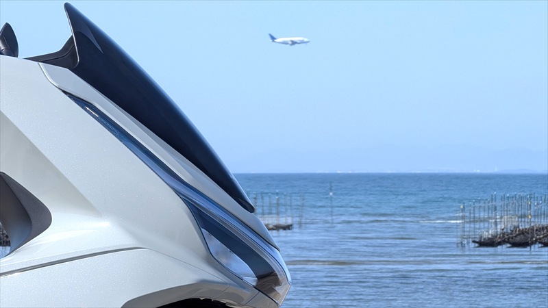 ハンドルカバー付きPCXに、スマホホルダーを取り付ける３つの方法！