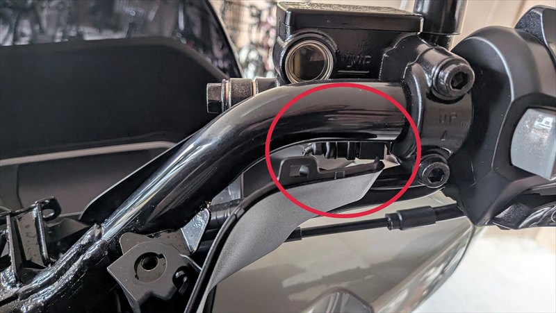 ブレーキスイッチからACC電源取り出し２