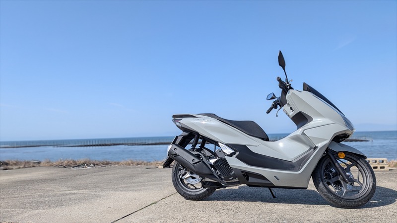 PCX ハンドルカバーの取り外し方【知ってれば初心者でも難しくない】