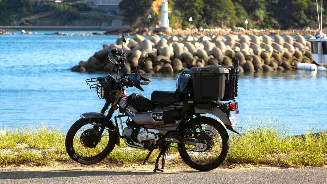 思い出はハンターカブに乗ってやってくる