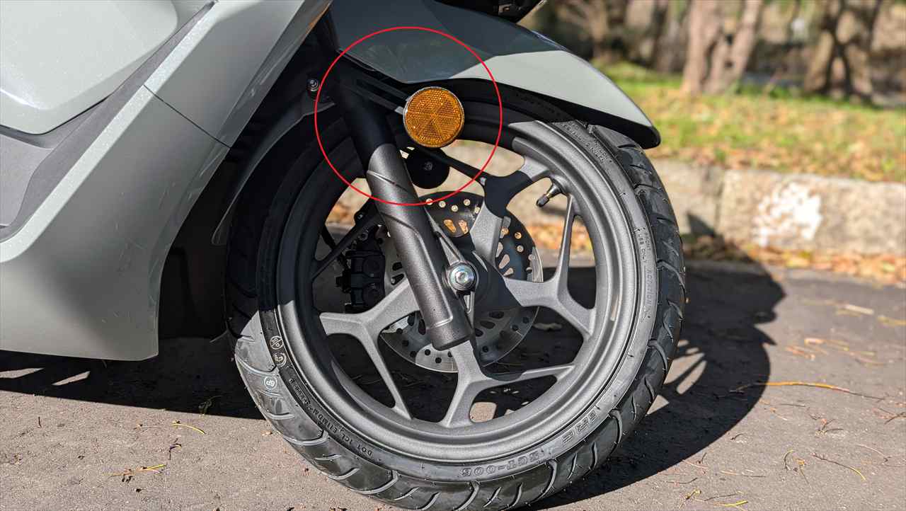 PCXのサイドリフレクター